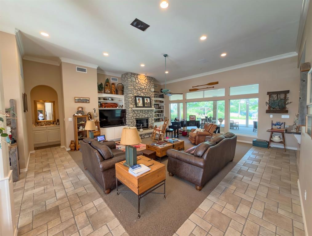 702 Pintail Court