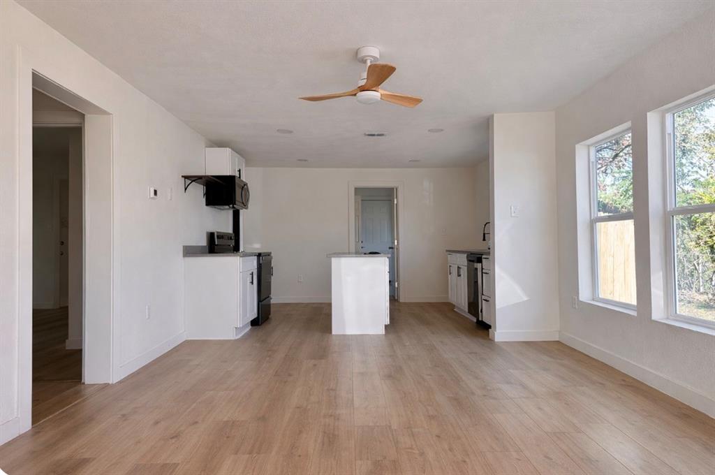 2739 Lawrence Street