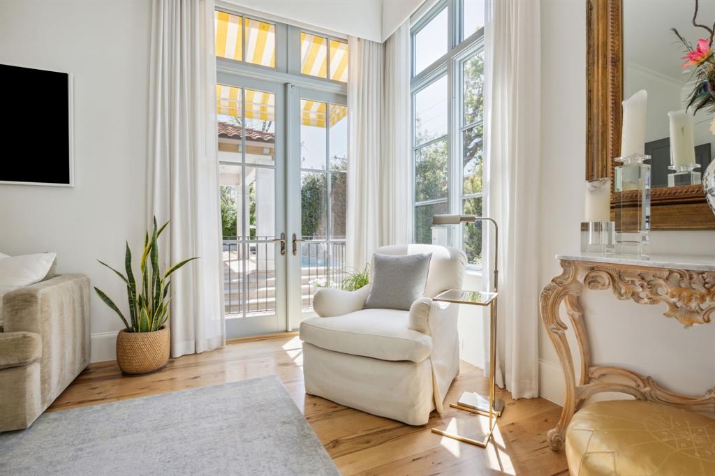 Manchester Downs - Residential