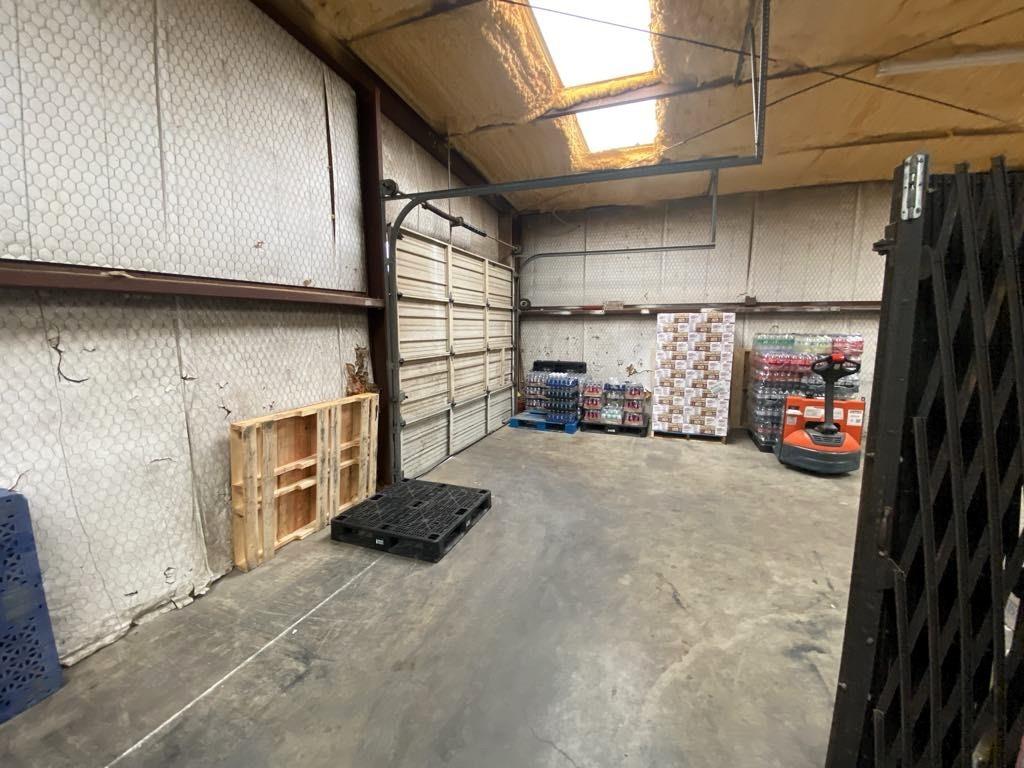 Corsicana - Commercial Sale