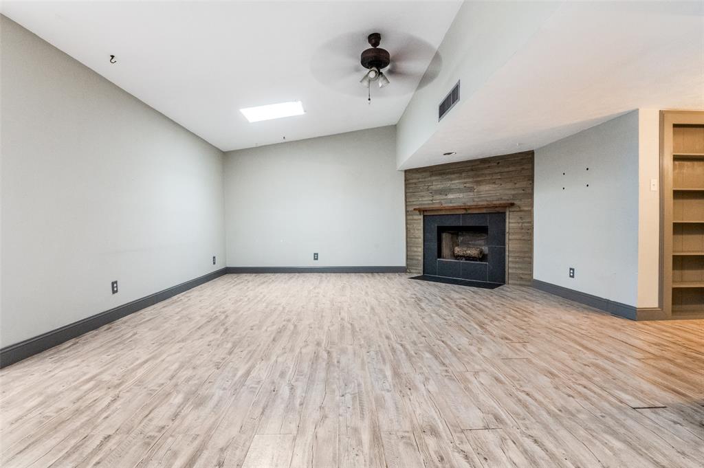 2511 Ridgemoor Court