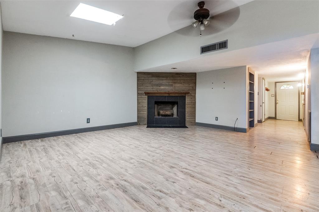 2511 Ridgemoor Court