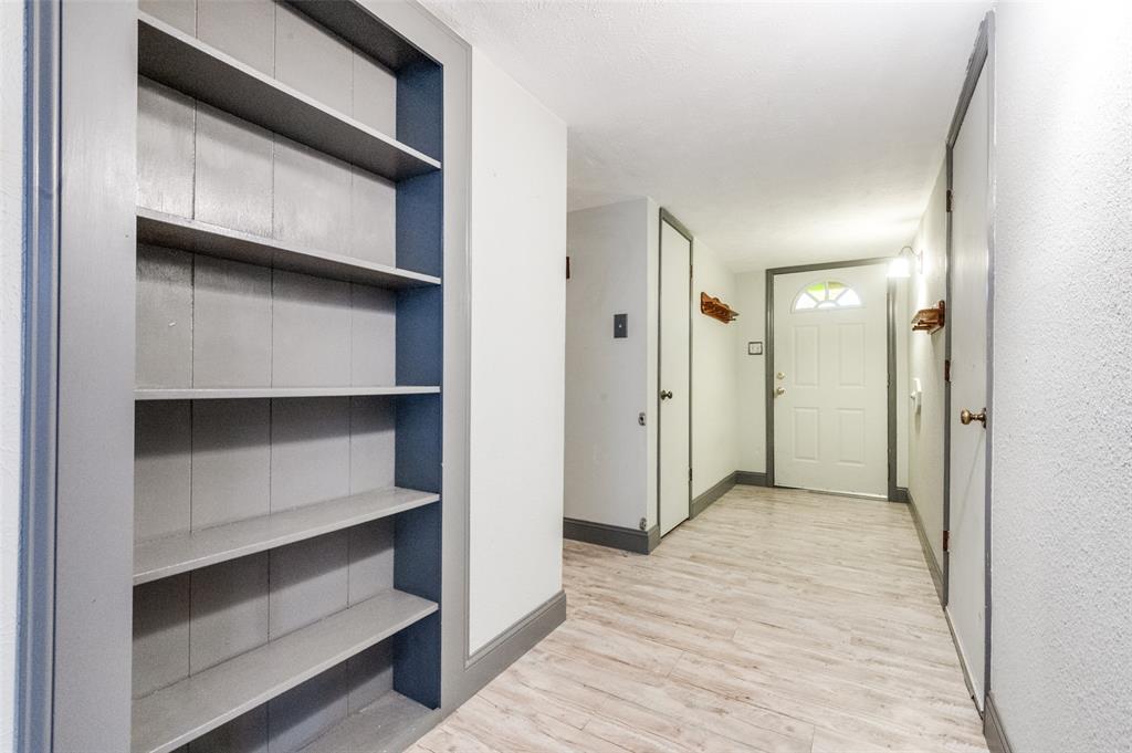 2511 Ridgemoor Court