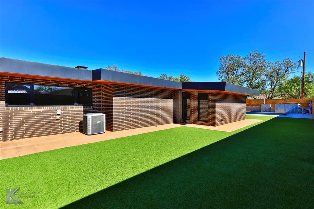 Elm Cove - Residential