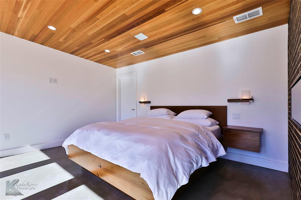 Elm Cove - Residential