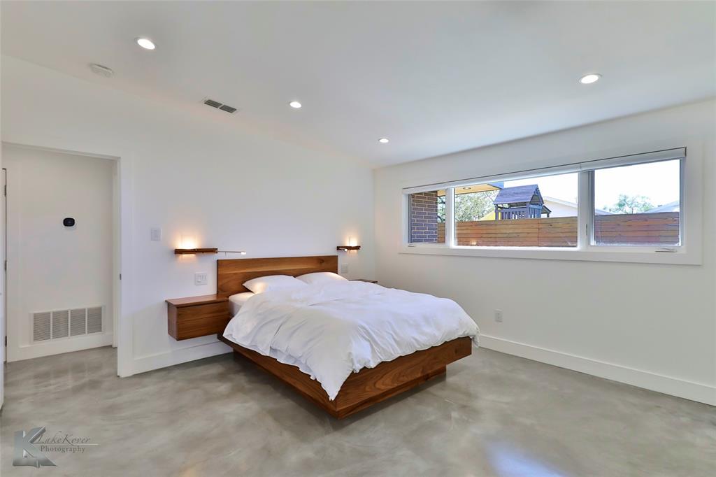 Elm Cove - Residential