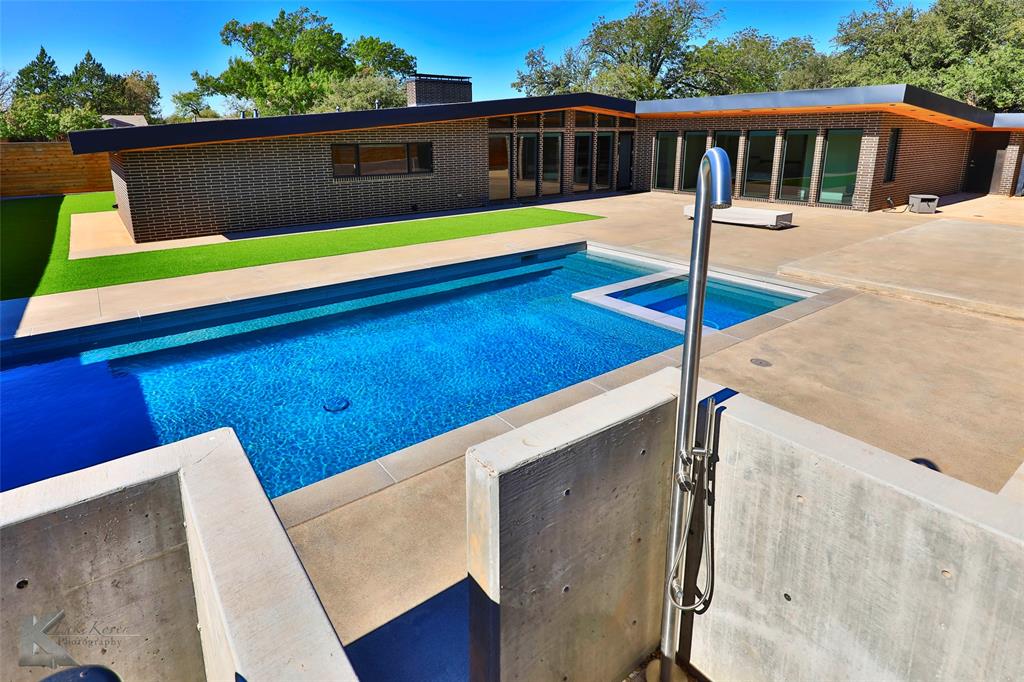 Elm Cove - Residential