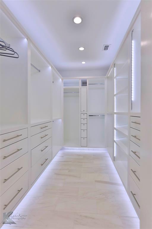 Elm Cove - Residential