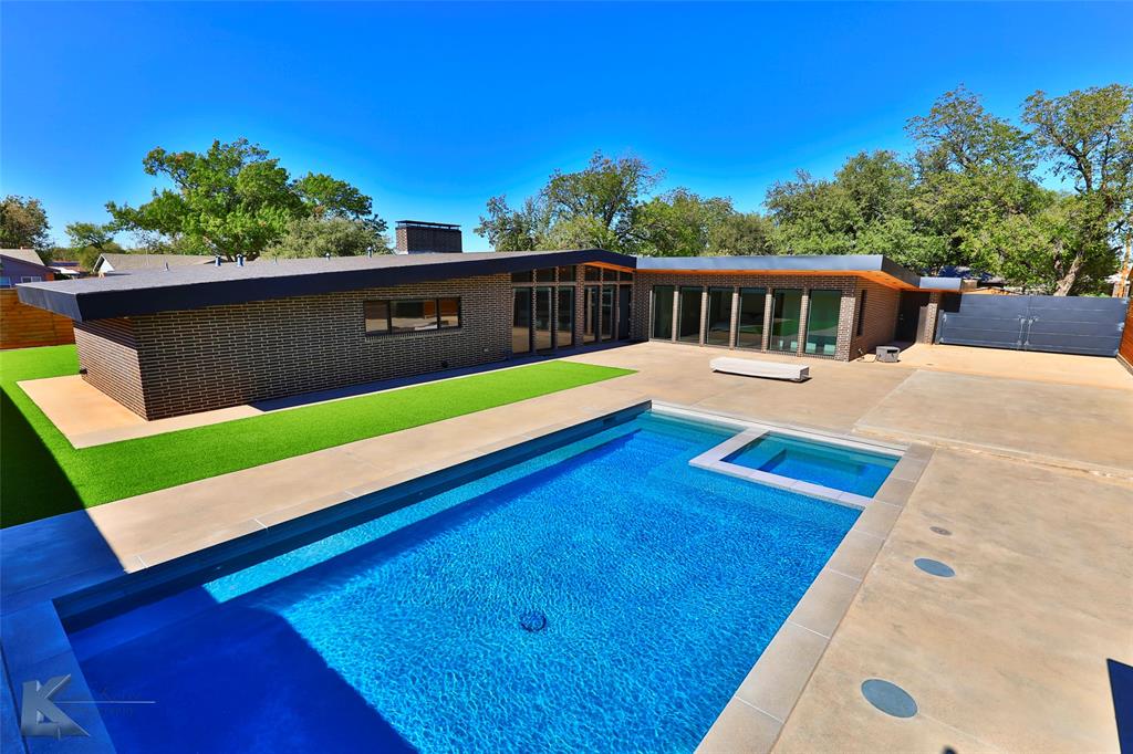 Elm Cove - Residential