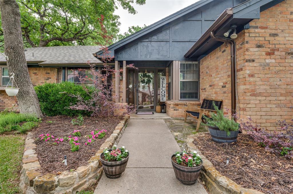 2228 Mountainview Drive