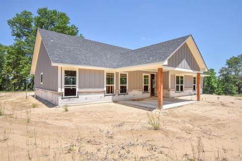 A home in Brownsboro