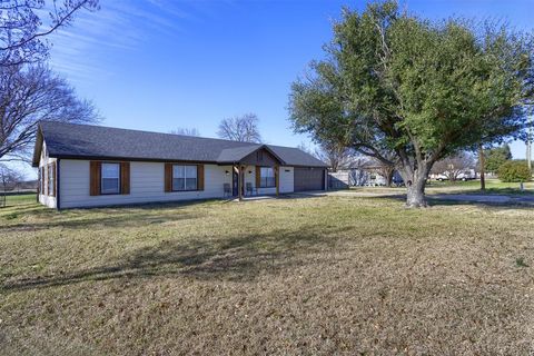 Photo of 11110 FM 1570 N, Greenville, TX 75402 (MLS # 21161805)