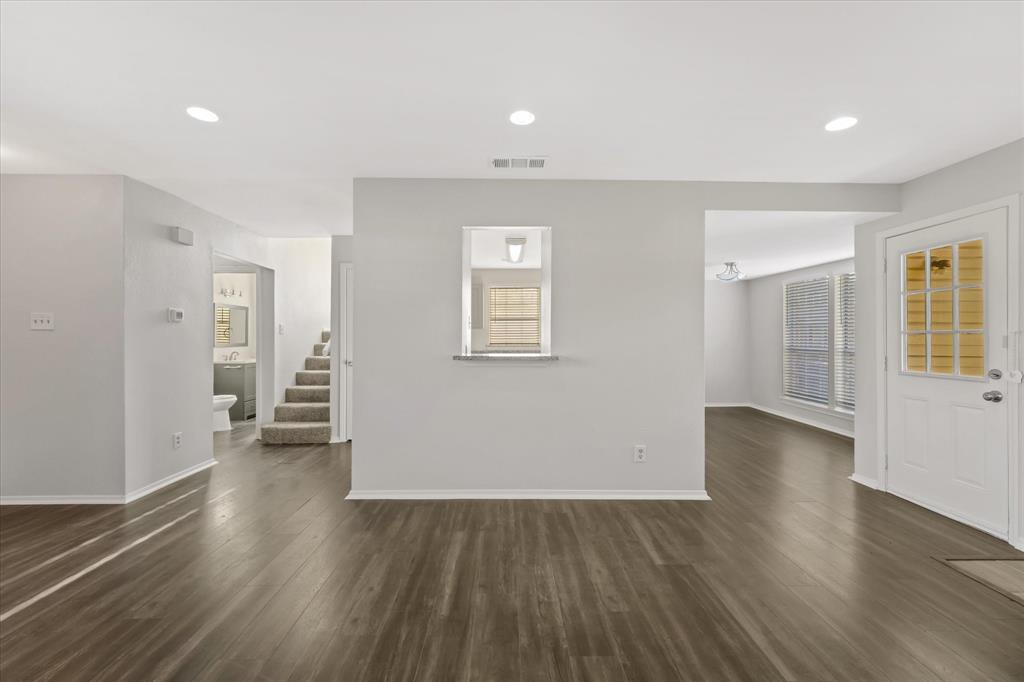 Wykeham-Wykeham Condos - Residential Lease