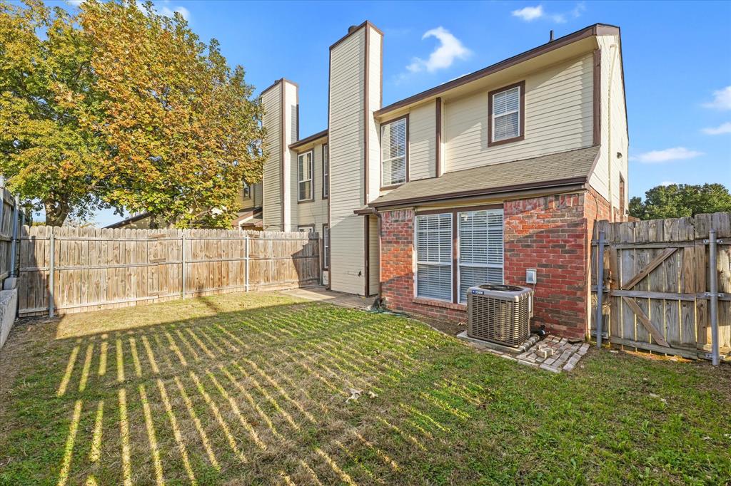 Wykeham-Wykeham Condos - Residential Lease