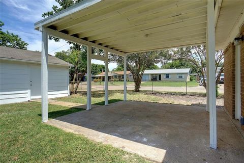 Tiny photo for 1201 E Park Drive, Mesquite, TX 75149 (MLS # 21207288)