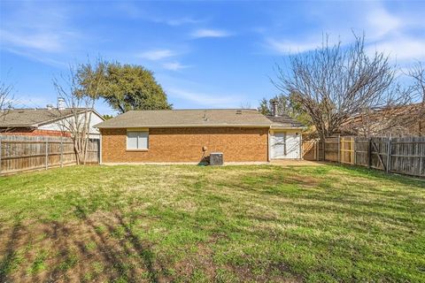 Tiny photo for 4321 Sweetgum Way, Fort Worth, TX 76133 (MLS # 21198389)