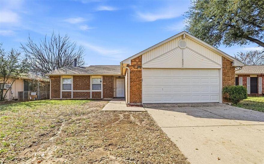 **MOTIVATED SELLER** Experience the exceptional charm of life in Fort Worth’s coveted Parkwood Estates. This beautifully updated 3-bedroom, 2-bathroom home offers a spacious 1,502 square feet designed for modern living. The inviting living room, anchored by a cozy wood-burning fireplace, sets the perfect backdrop for gatherings and heartfelt moments. Adorned with stunning, low-maintenance wood-look porcelain tile flooring, the bedrooms exude elegance and ease. The thoughtfully renovated kitchen and bathrooms boast modern fixtures, creating an inviting atmosphere. This move-in-ready gem eagerly awaits its next owner to create lasting memories!