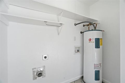 Tiny photo for 4321 Sweetgum Way, Fort Worth, TX 76133 (MLS # 21198389)