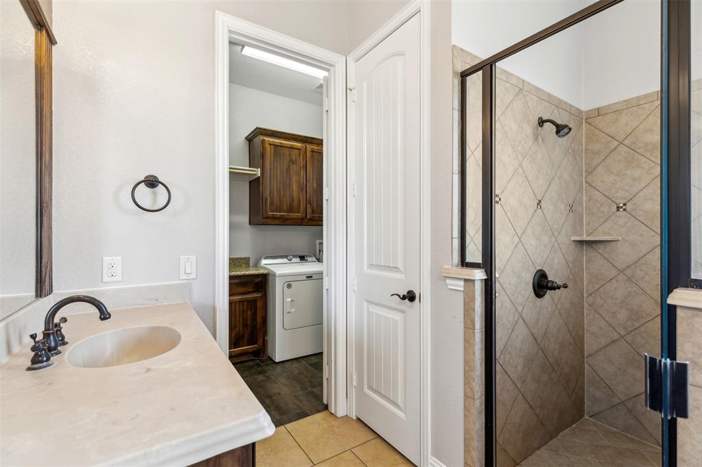 Midlothian, Texas 76065, United States, 4 Bedrooms Bedrooms, ,3 BathroomsBathrooms,Residential,Pending,36110