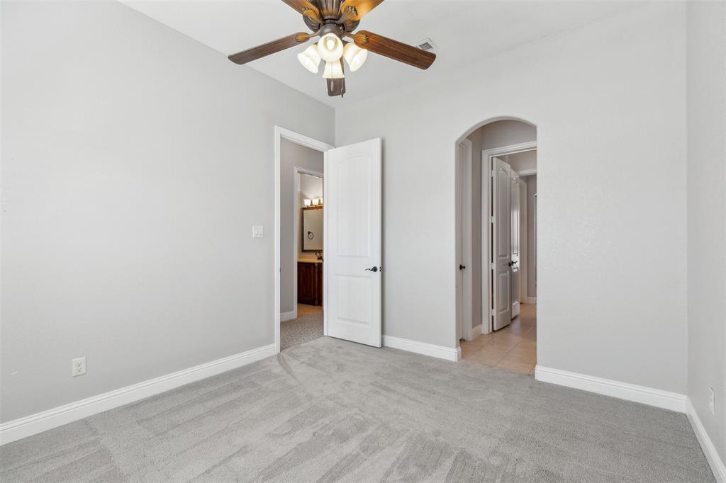 Midlothian, Texas 76065, United States, 4 Bedrooms Bedrooms, ,3 BathroomsBathrooms,Residential,Pending,36110