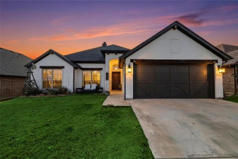 1436 Town Creek Circle Weatherford TX 76086