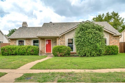 1322 Crestview Drive Allen TX 75002