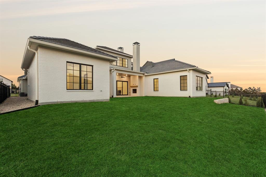 Montrachet - Residential