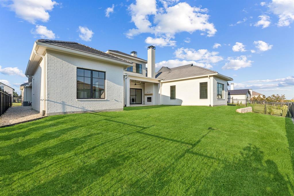 Montrachet - Residential