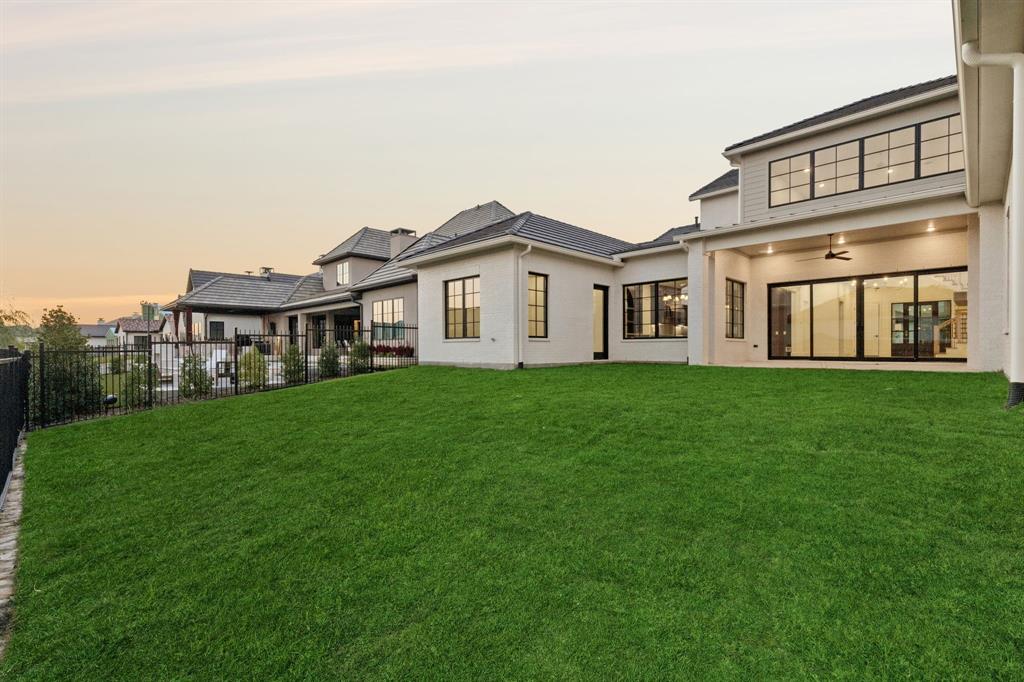 Montrachet - Residential