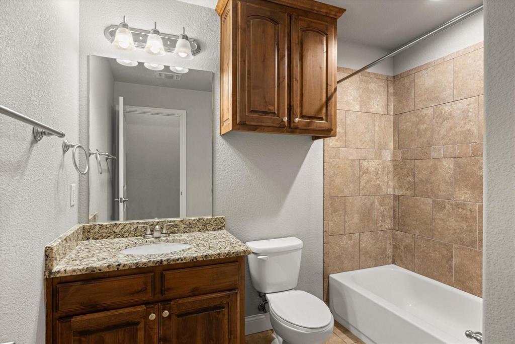 Ashley Oaks Ph One - Residential Lease