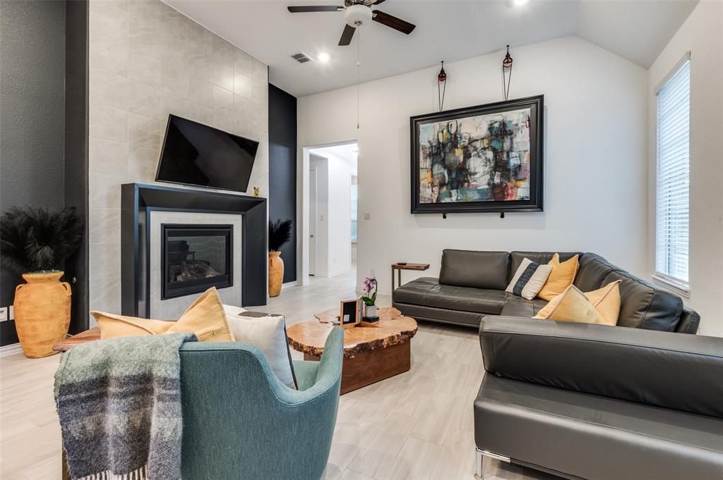 4811 Kings Garden Parkway