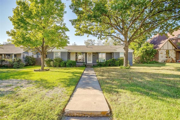 3541 SOUTH HILLS AVE, FORT WORTH, TX 76109 - Image da45b02ca2117bfb0bbe6190349bcbef/4101920585