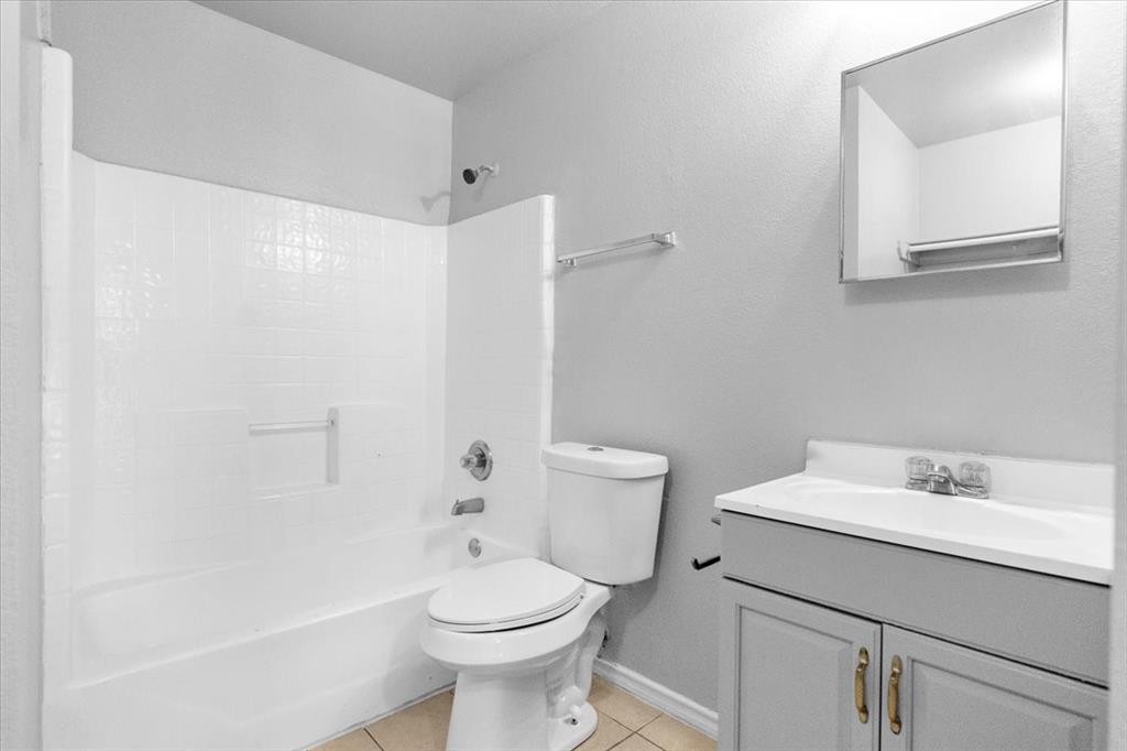 Emory College Sub - Residential Income