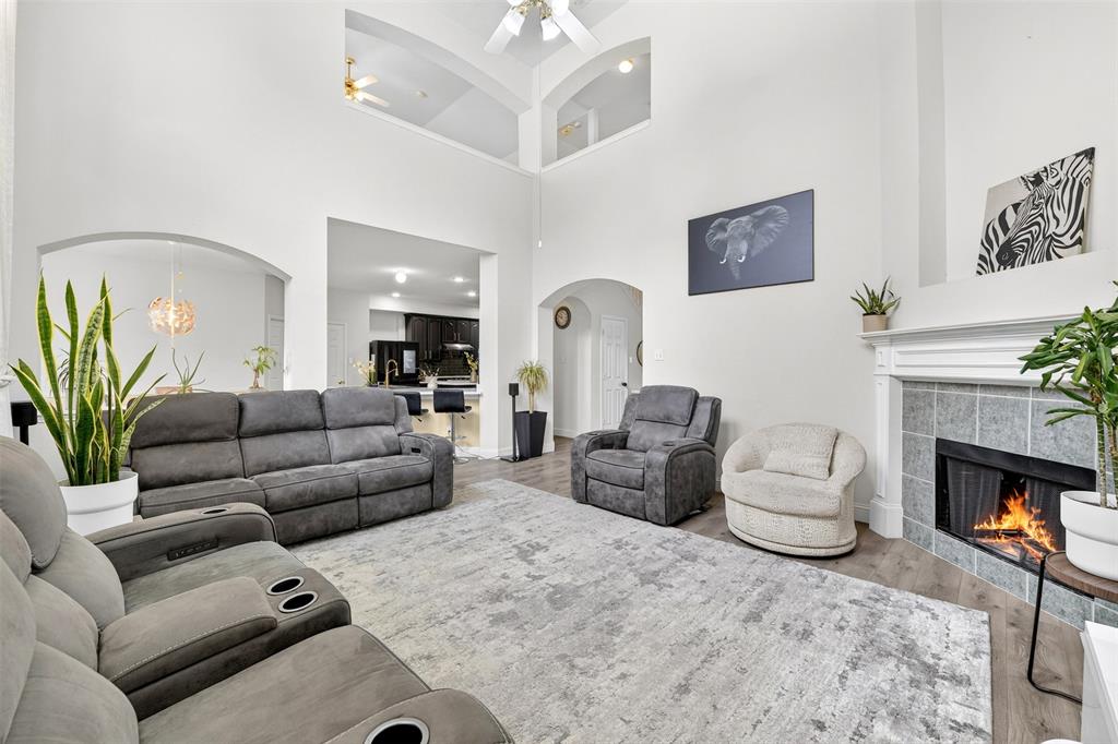 Legend Crest Ph IV - Residential