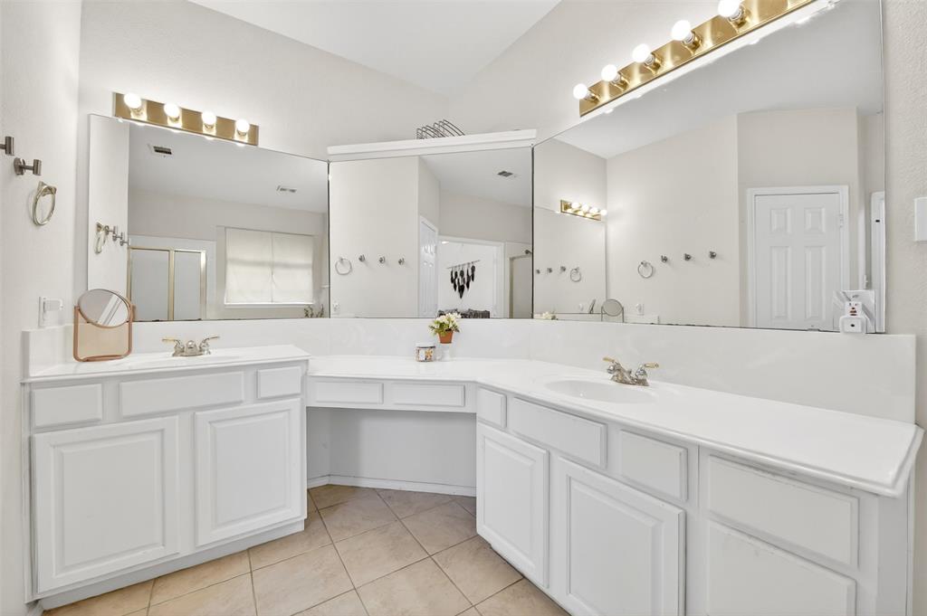 Legend Crest Ph IV - Residential