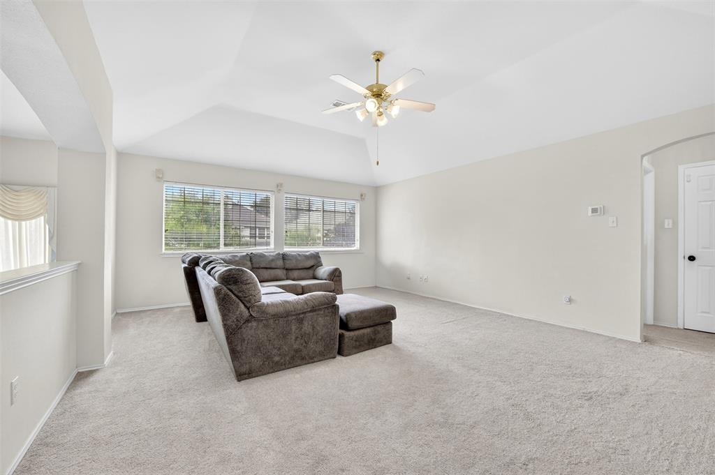 Legend Crest Ph IV - Residential