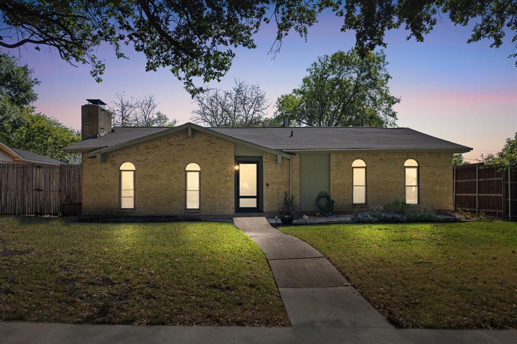 Plano, Texas 75023, United States, 3 Bedrooms Bedrooms, ,2 BathroomsBathrooms,Residential,Pending,36299