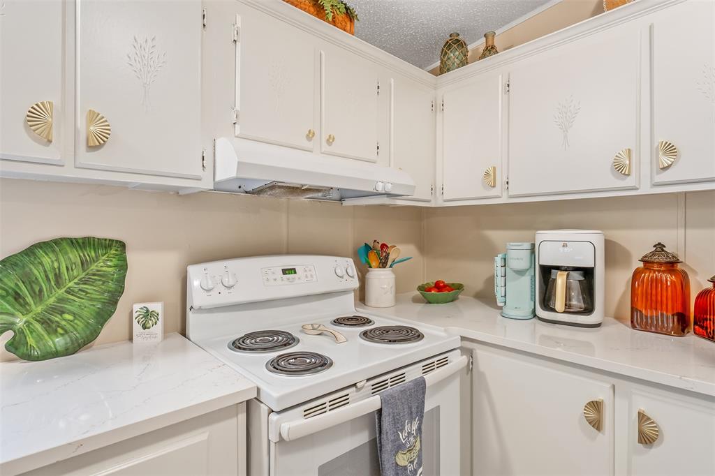 Lakeway Harbor - Residential