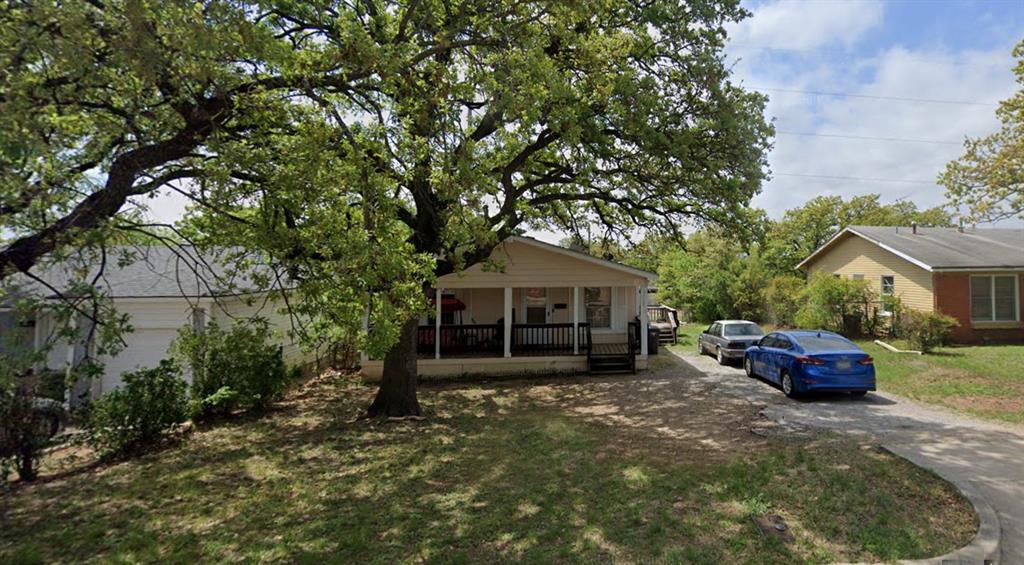 View Fort Worth, TX 76112 house