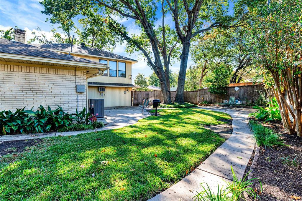 301 Canyon Ridge Drive