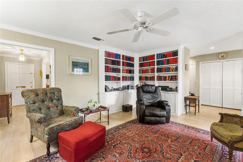 Indian Crk #2 Condo - Residential