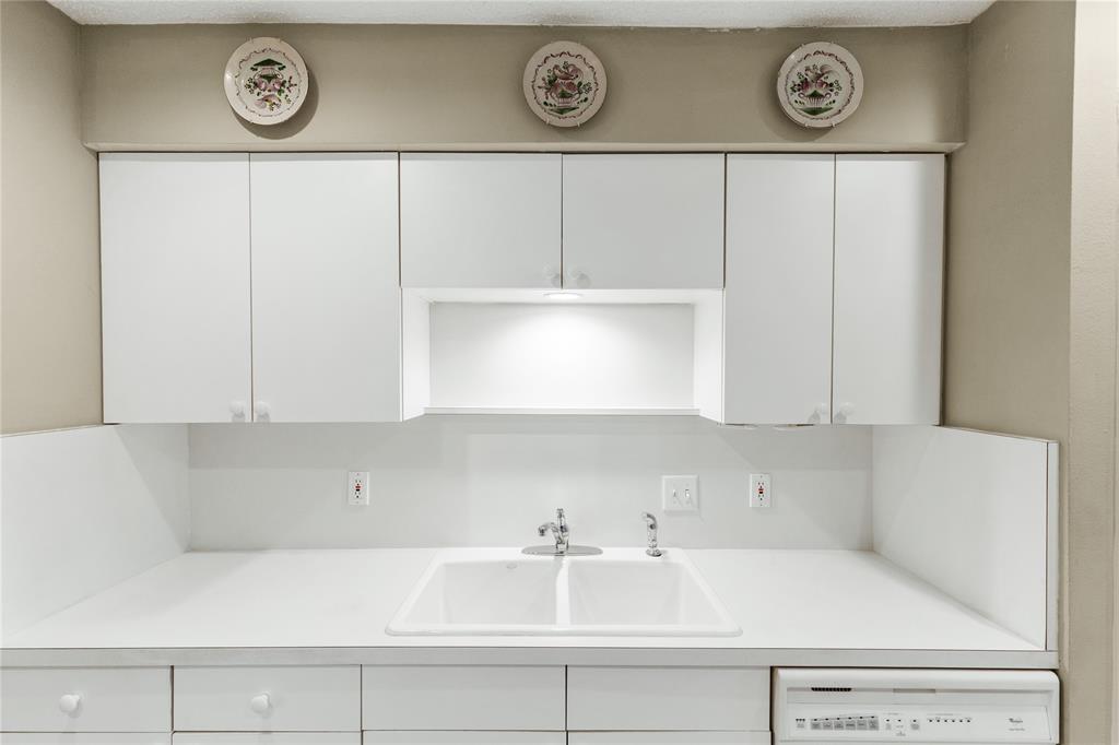 Indian Crk #2 Condo - Residential