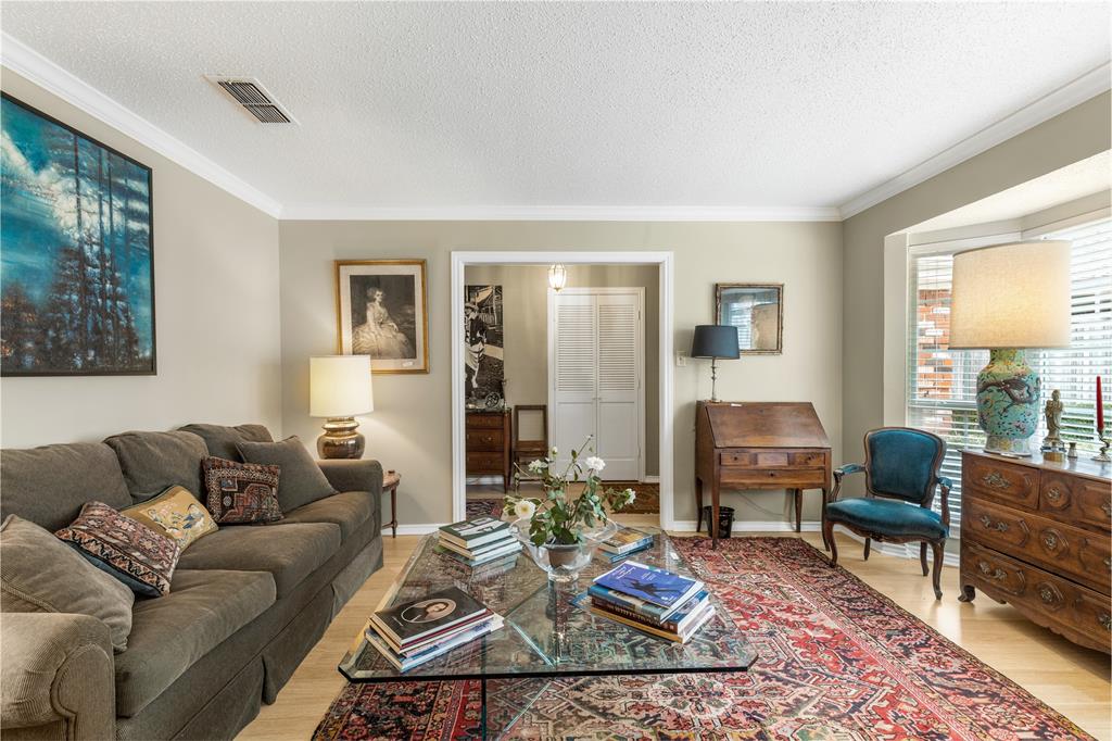 Indian Crk #2 Condo - Residential