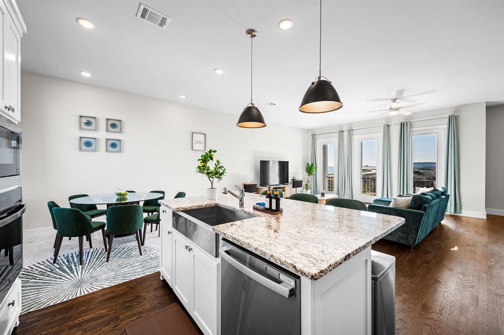 Sapphire Bay - Residential Lease