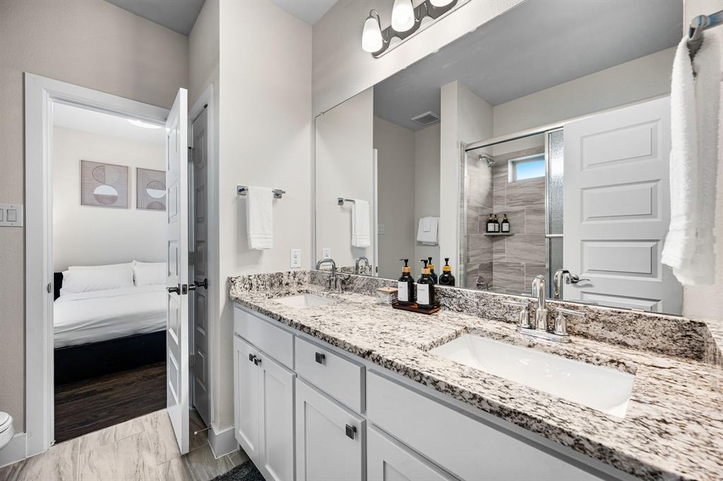 Sapphire Bay - Residential Lease