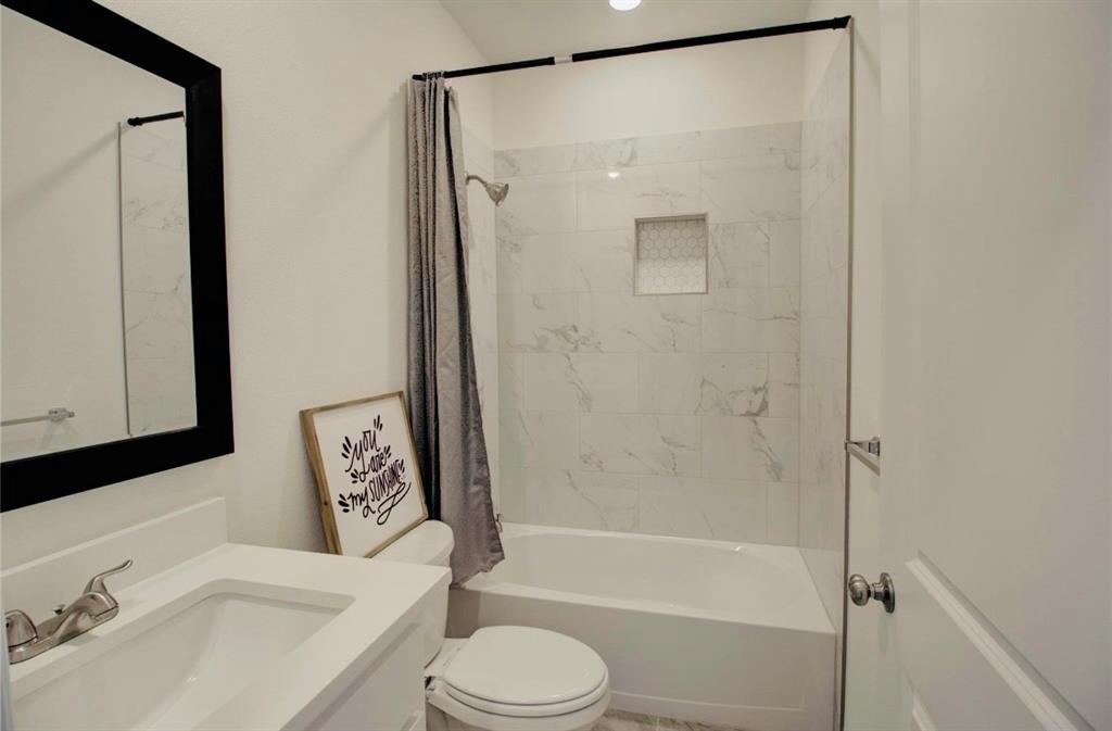 Rosemound Estates - Residential Lease