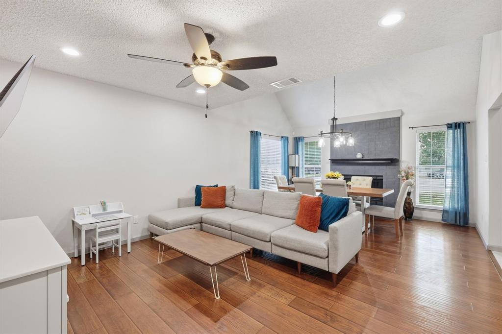800 Colony Court