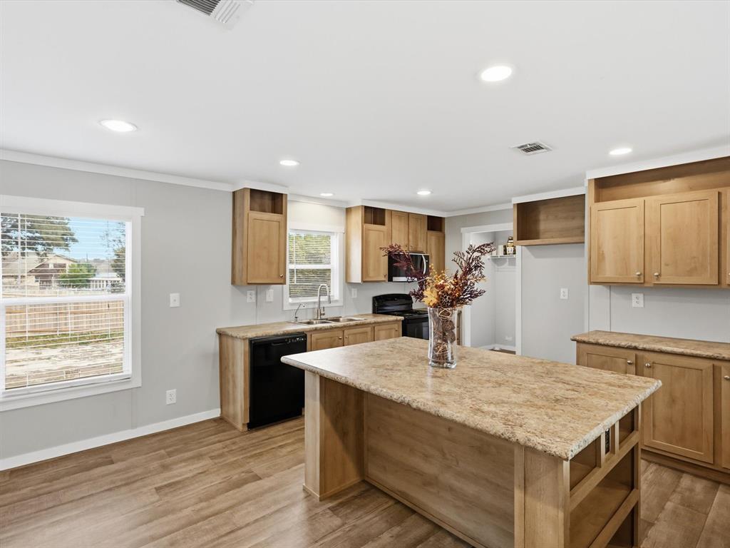 Oak Trail Shores Sec B - Residential