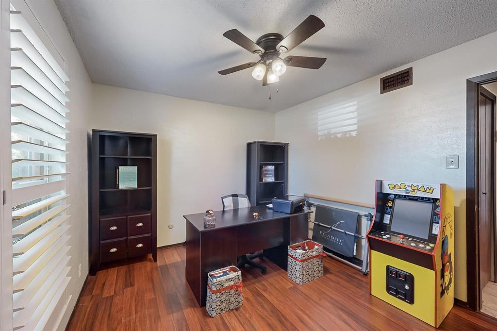 La Prada 06 - Residential