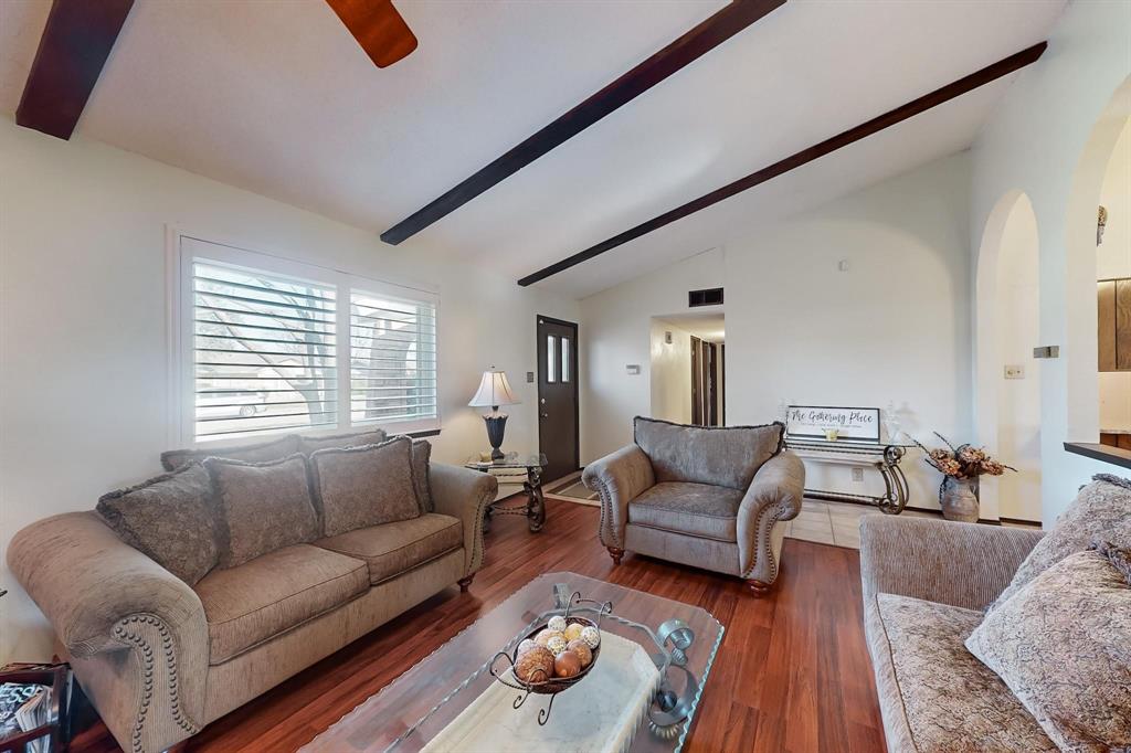 La Prada 06 - Residential